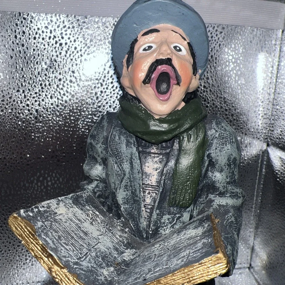 Windsor caroler collectible